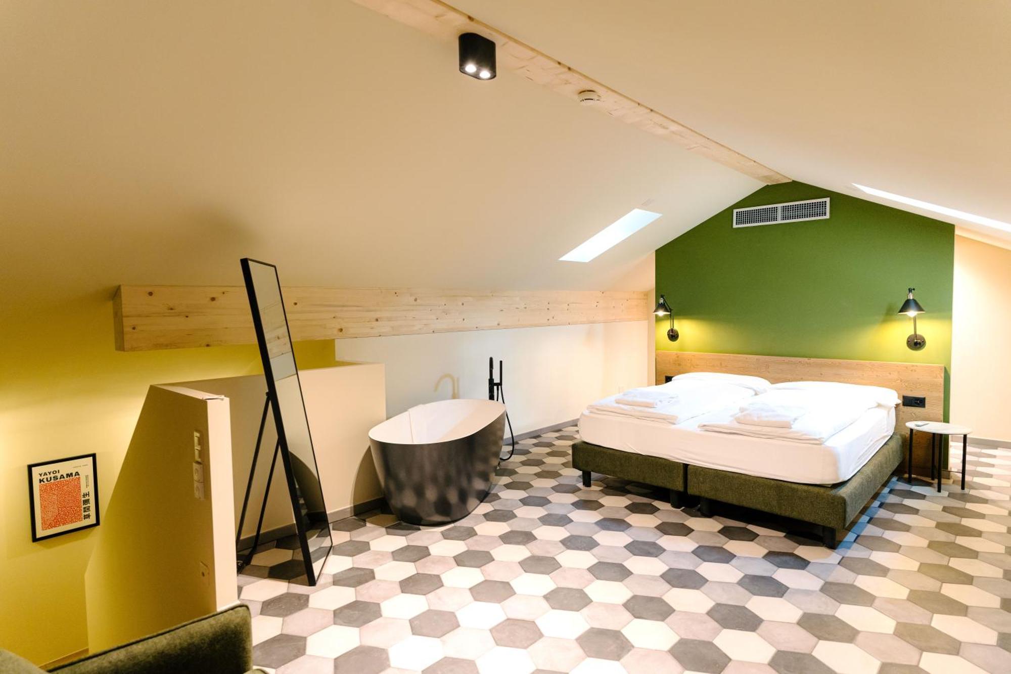 Seven Town House Boutique Hotel 3*